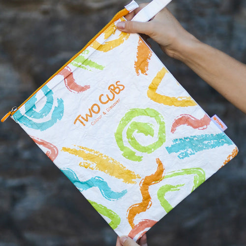 Twisty Kids reusable wet bag made from eco-friendly Tyvek fabric for beach, swimming and daycare

